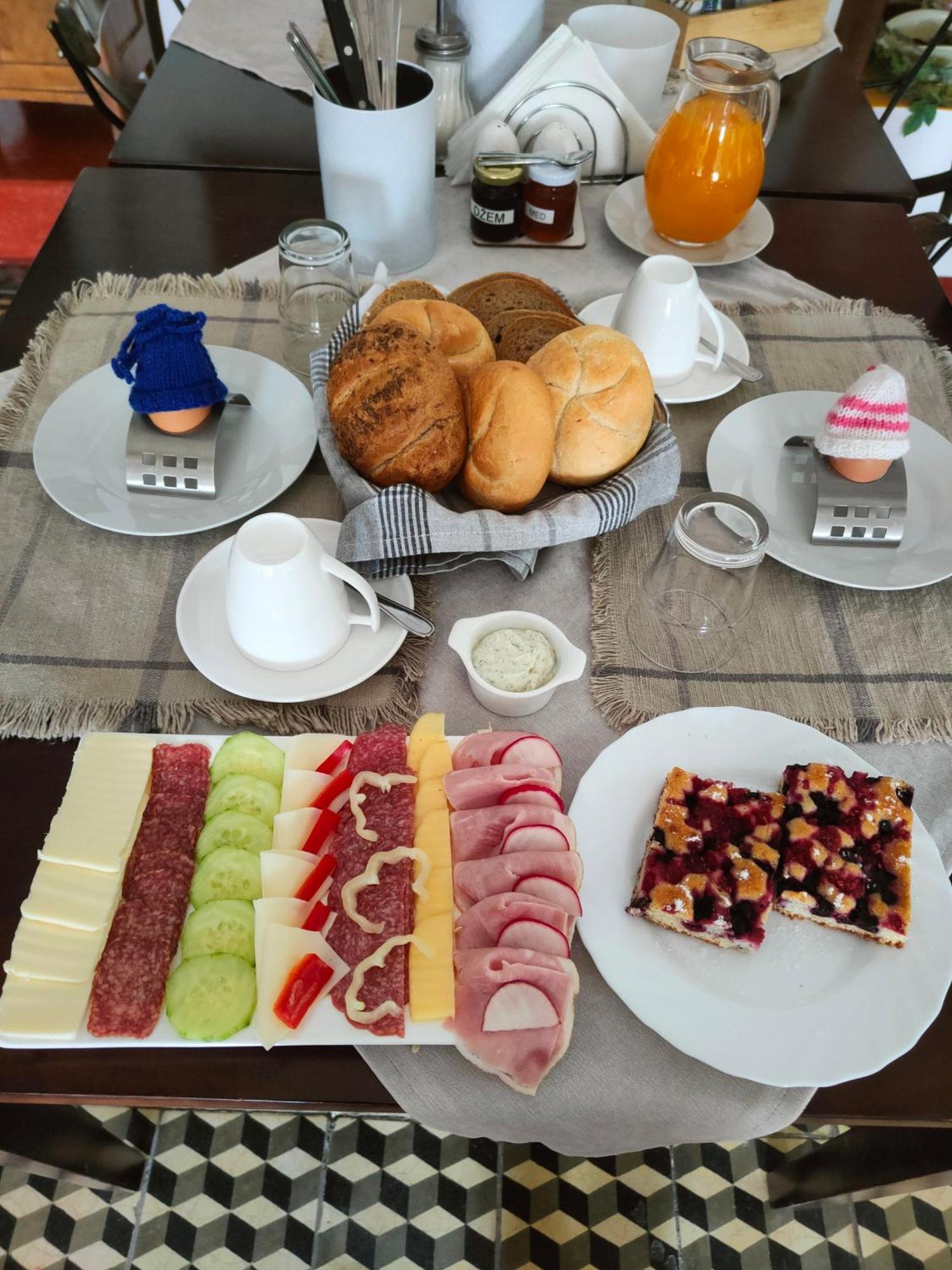 Bed And Breakfast Tvrz Velká Bukovina Kültér fotó